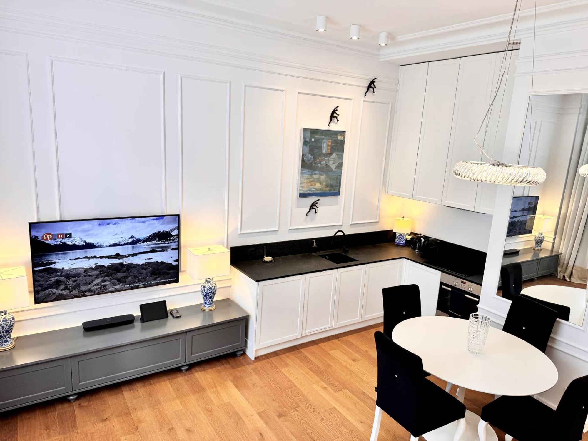 Mondrian Luxury Suites Unesco Old Town Varsó Szoba fotó