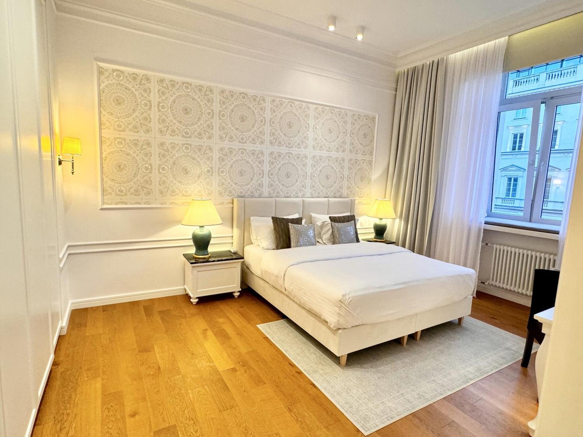 Mondrian Luxury Suites Unesco Old Town Varsó Szoba fotó