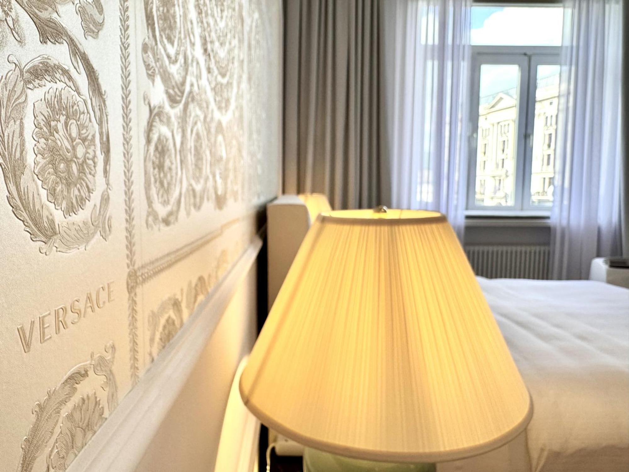 Mondrian Luxury Suites Unesco Old Town Varsó Szoba fotó